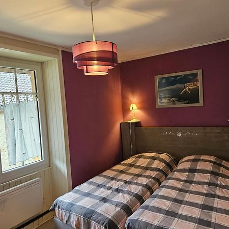 Villa La Fraceline à Saint-Pierre-d'Entremont  Extérieur photo