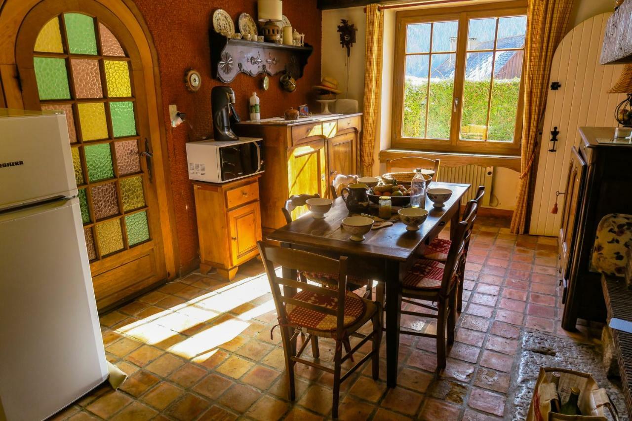 Villa La Fraceline à Saint-Pierre-d'Entremont  Extérieur photo